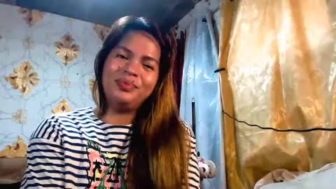 mia online show from December 23, 2024, 6:00 am