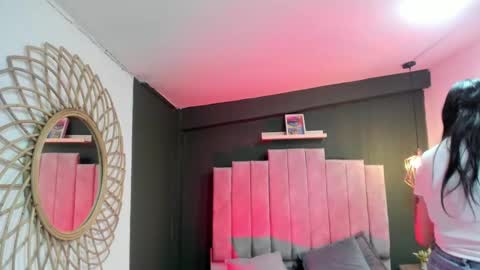 Val  online show from February 24, 2026, 7:56 pm