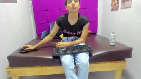 mia_jasmin20 online show from June 12, 2026, 12:31 am