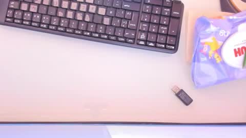 Snapshot of mia_jonnees chatting on October 25, 2025, 12:13 pm online show from October 25, 2025, 12:13 pm