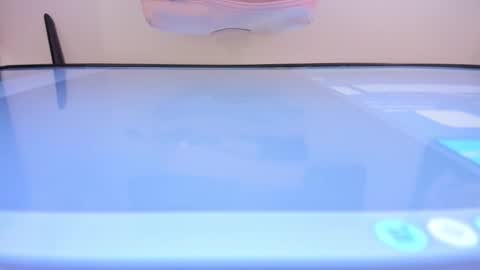 Snapshot of mia_jonnees chatting on October 27, 2025, 12:20 pm online show from October 27, 2025, 12:20 pm