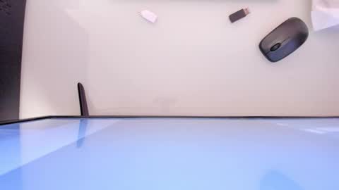 Snapshot of mia_jonnees chatting on November 4, 2025, 12:15 pm online show from November 4, 2025, 12:15 pm