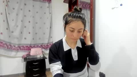 mia kaneee online show from December 12, 2024, 12:16 am