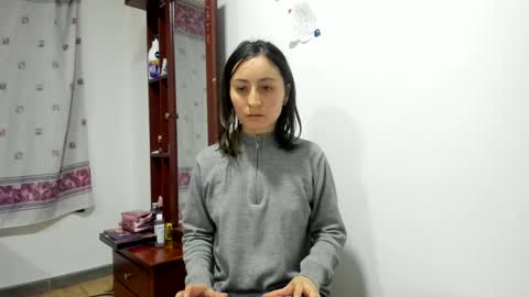 mia kaneee online show from December 17, 2024, 1:29 am