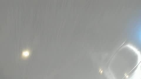 Mia online show from November 4, 2025, 2:43 am