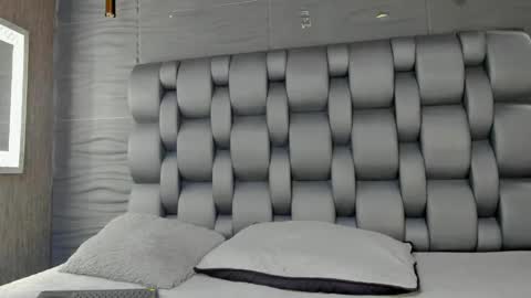 mia_kleim1 online show from February 5, 2026, 6:12 pm