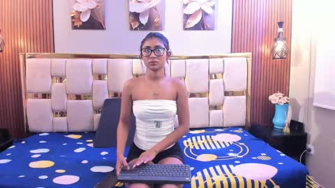 Snapshot of mia_konor06 chatting on May 14, 2026, 10:55 am Mia. online show from May 14, 2026, 10:55 am