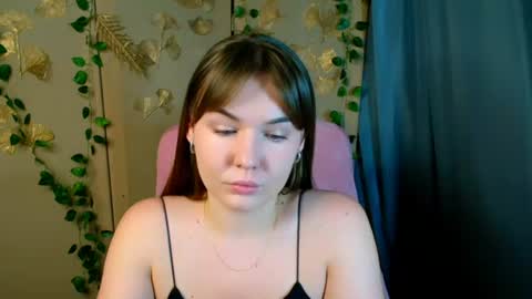 mia_lemm online show from June 24, 2026, 6:34 am