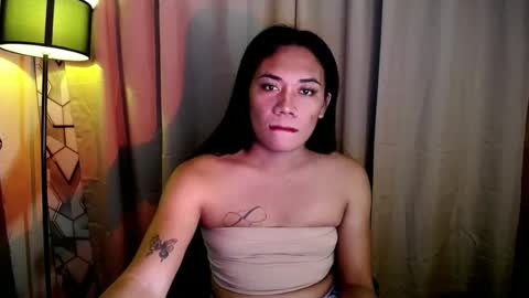 Mia online show from March 11, 2025, 1:05 am