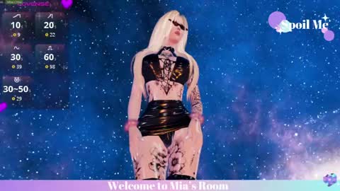 Mia online show from June 4, 2026, 6:36 pm