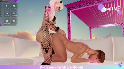 Mia online show from August 5, 2026, 9:23 am