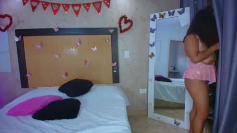 Snapshot of mia_lopez52 chatting on February 26, 2026, 9:25 pm MIALOPEZ . Y . online show from February 26, 2026, 9:25 pm