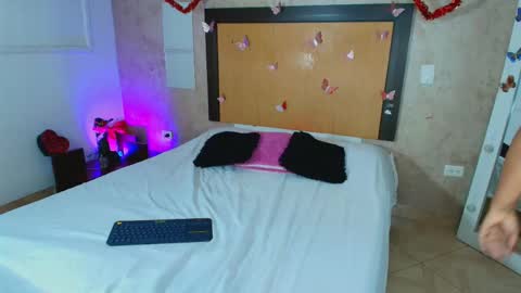 Snapshot of mia_lopez52 chatting on March 12, 2026, 6:25 pm MIALOPEZ . Y . online show from March 12, 2026, 6:25 pm