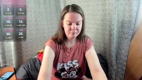 mia_lores online show from October 14, 2025, 7:31 am