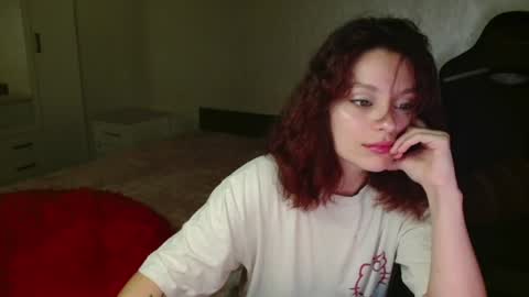 mia_luiza online show from July 1, 2026, 10:31 pm