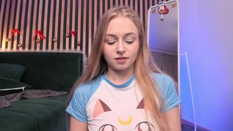 Mia here Appreciate your support online show from December 4, 2024, 6:28 pm