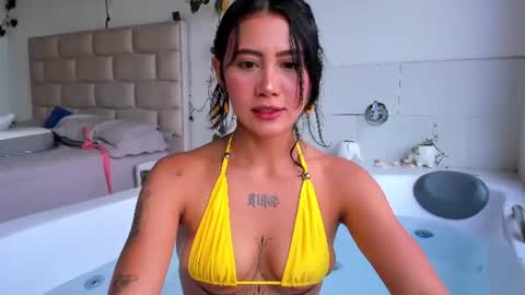 mia_miel69 online show from June 20, 2026, 5:38 pm