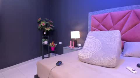 MIA  online show from June 7, 2026, 6:22 pm
