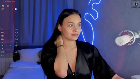 Snapshot of mia_mit chatting on January 27, 2025, 11:32 am Mia online show from January 27, 2025, 11:32 am