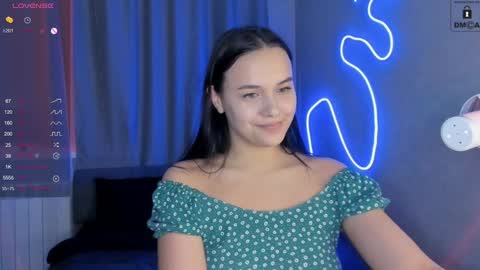 Snapshot of mia_mit chatting on February 4, 2025, 3:36 pm Mia online show from February 4, 2025, 3:36 pm