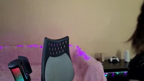 Snapshot of mia_montary chatting on November 13, 2025, 9:08 am your temptress Mia online show from November 13, 2025, 9:08 am