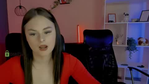 Snapshot of mia_mooon_ chatting on May 3, 2026, 8:53 am mia_mooon_ online show from May 3, 2026, 8:53 am