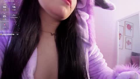 Snapshot of mia_moralez chatting on October 29, 2025, 1:13 pm MIA online show from October 29, 2025, 1:13 pm