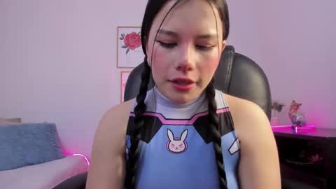 Snapshot of mia_moralez chatting on October 30, 2025, 12:50 pm MIA online show from October 30, 2025, 12:50 pm