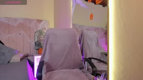 Snapshot of mia_mtnz02 chatting on October 17, 2025, 11:07 pm mia_mtnz02 online show from October 17, 2025, 11:07 pm