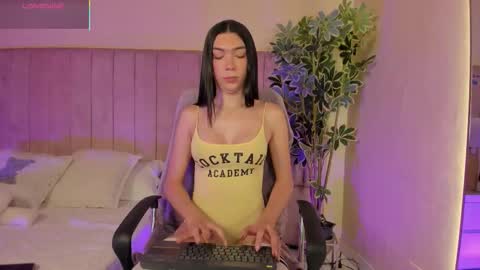 mia_mtnz02 online show from November 26, 2025, 12:00 am