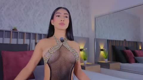 MIa online show from June 11, 2026, 1:53 pm