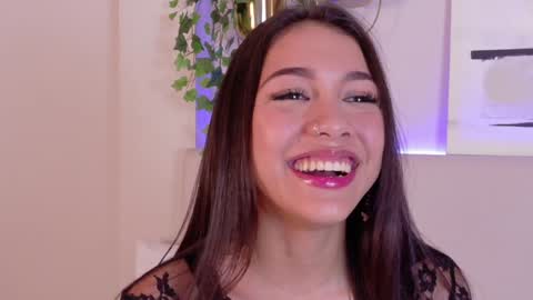 mia_oconner online show from January 28, 2025, 5:46 pm