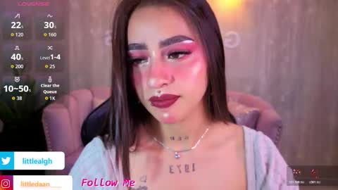 Snapshot of mia_ponce_a chatting on November 12, 2025, 1:44 pm MIA online show from November 12, 2025, 1:44 pm