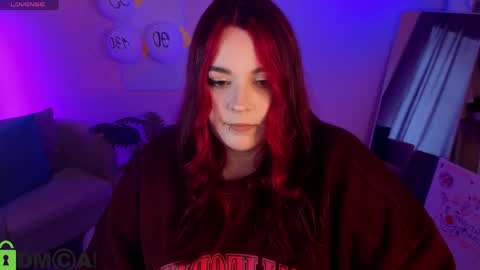 Mia online show from May 3, 2026, 1:00 am