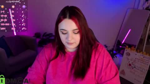 Snapshot of mia_r0ss chatting on May 12, 2026, 1:36 am Mia online show from May 12, 2026, 1:36 am