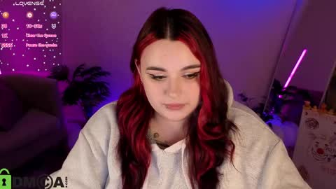 Snapshot of mia_r0ss chatting on May 13, 2026, 1:14 am Mia online show from May 13, 2026, 1:14 am