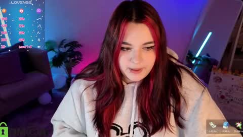 Snapshot of mia_r0ss chatting on May 25, 2026, 1:00 am Mia online show from May 25, 2026, 1:00 am