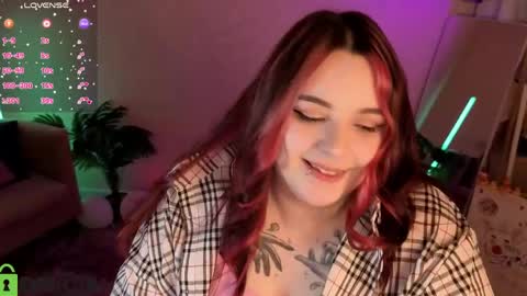 Snapshot of mia_r0ss chatting on June 3, 2026, 1:08 am Mia online show from June 3, 2026, 1:08 am
