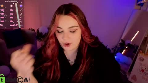 Snapshot of mia_r0ss chatting on June 5, 2026, 1:12 am Mia online show from June 5, 2026, 1:12 am