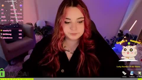 Snapshot of mia_r0ss chatting on June 5, 2026, 6:52 am Mia online show from June 5, 2026, 6:52 am
