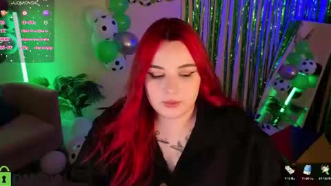 Snapshot of mia_r0ss chatting on June 14, 2026, 1:03 am Mia online show from June 14, 2026, 1:03 am