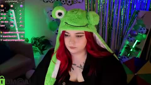 Snapshot of mia_r0ss chatting on June 14, 2026, 2:24 am Mia online show from June 14, 2026, 2:24 am
