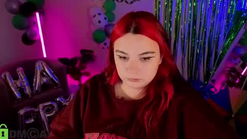 Snapshot of mia_r0ss chatting on June 25, 2026, 5:12 am Mia online show from June 25, 2026, 5:12 am