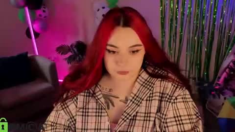 Snapshot of mia_r0ss chatting on June 28, 2026, 1:00 am Mia online show from June 28, 2026, 1:00 am