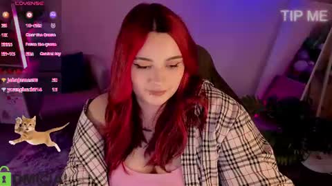 Snapshot of mia_r0ss chatting on July 22, 2026, 1:30 am Mia online show from July 22, 2026, 1:30 am