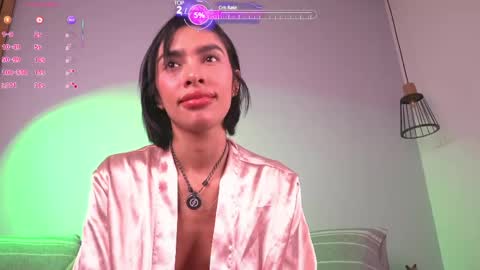 Mia Reeves online show from May 7, 2026, 6:46 pm
