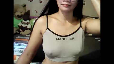 Snapshot of mia_rein chatting on March 4, 2026, 2:06 am mia_rein online show from March 4, 2026, 2:06 am