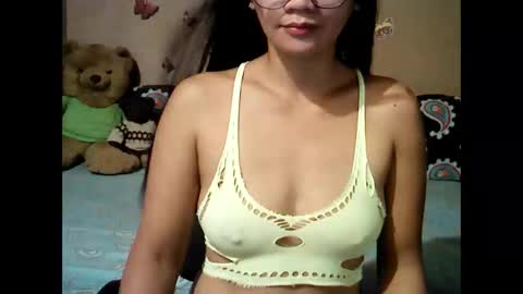 Snapshot of mia_rein chatting on April 9, 2026, 1:49 am mia_rein online show from April 9, 2026, 1:49 am