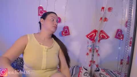 mia reys online show from February 26, 2025, 10:26 am