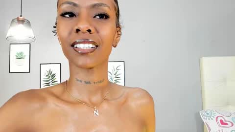 Snapshot of mia_rissi chatting on March 4, 2025, 2:53 pm Mia online show from March 4, 2025, 2:53 pm